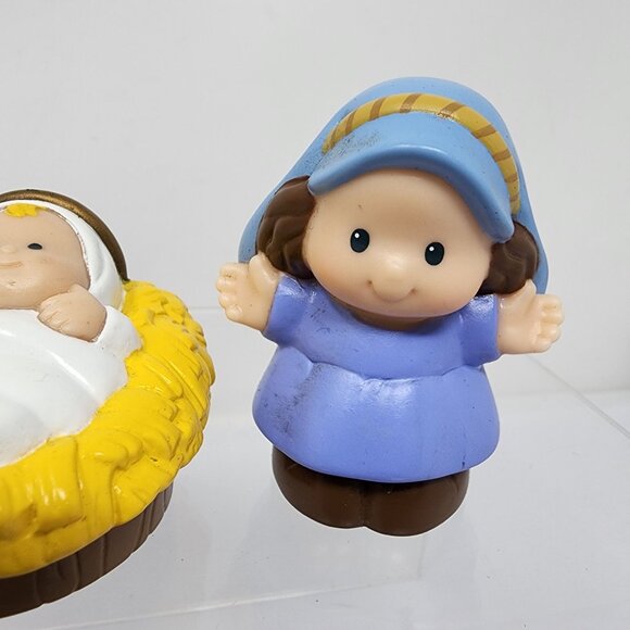 Vintage Fisher-Price Nativity Set Mary Joseph Baby Jesus Little People Figures - Picture 2 of 8